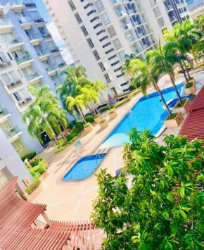 One Palm Tree Villas Condo Across NAIA Terminal 3